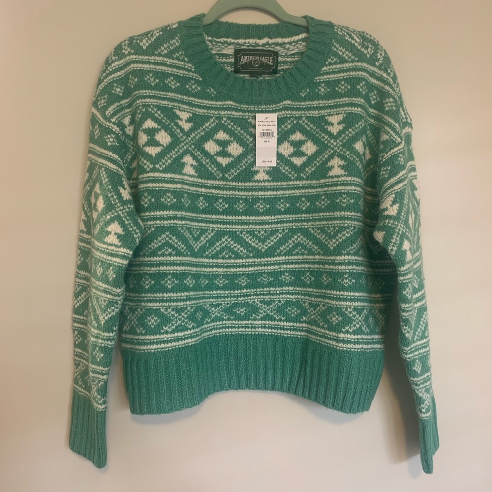 American Eagle 🦅 festive sweater